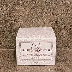 Fresh peony moisturizer